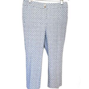 NWOT CHICOS SIZE 0 MISSES SIZE 4 GEO PRINT COTTON BLEND CROP TROUSER CAPRIS